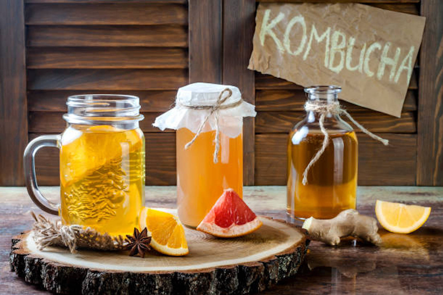 Health Benefits and Uses of Kombucha